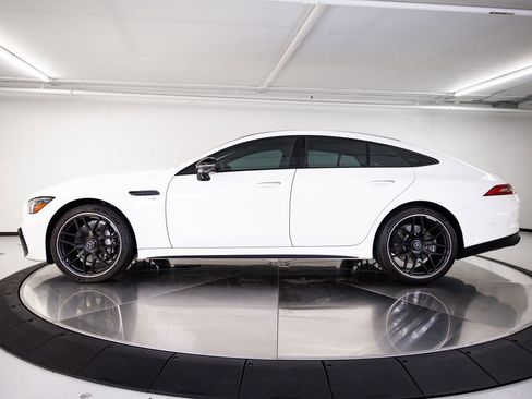Used 2024 Mercedes-Benz AMG GT 43 image 2