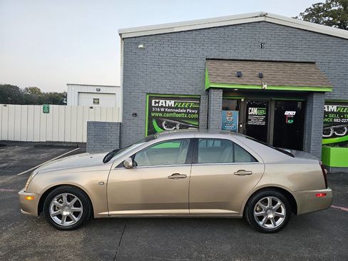 Used 2005 Cadillac STS w/ Preferred Equipment Group image 12