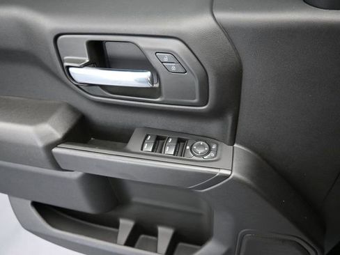 Used 2025 Chevrolet Silverado 1500 Custom image 35