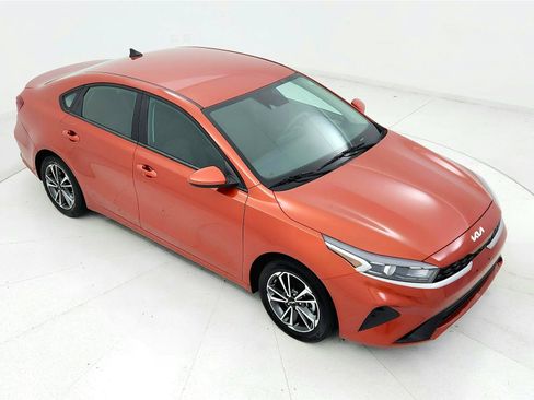 Used 2023 Kia Forte LXS image 19