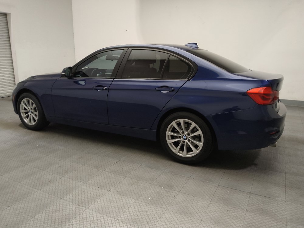 Used 2018 BMW 320i Sedan RWD image 3
