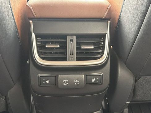Used 2020 Subaru Outback Touring w/ Popular Package #2 image 25