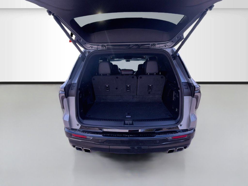 Used 2026 Chevrolet Traverse RS FWD image 27