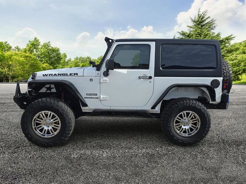 Used 2012 Jeep Wrangler Sport image 4