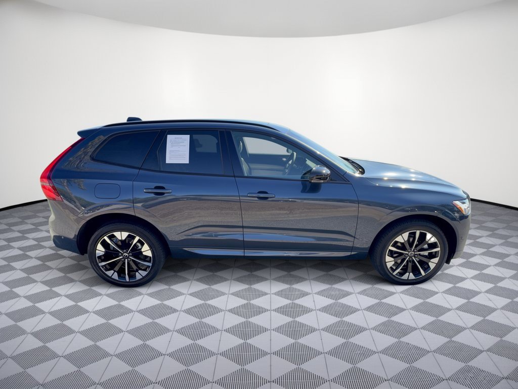 Used 2026 Volvo XC60 B5 Plus AWD/4WD image 8
