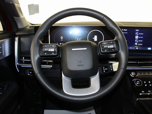 Used 2024 Hyundai Santa Fe Limited image 16