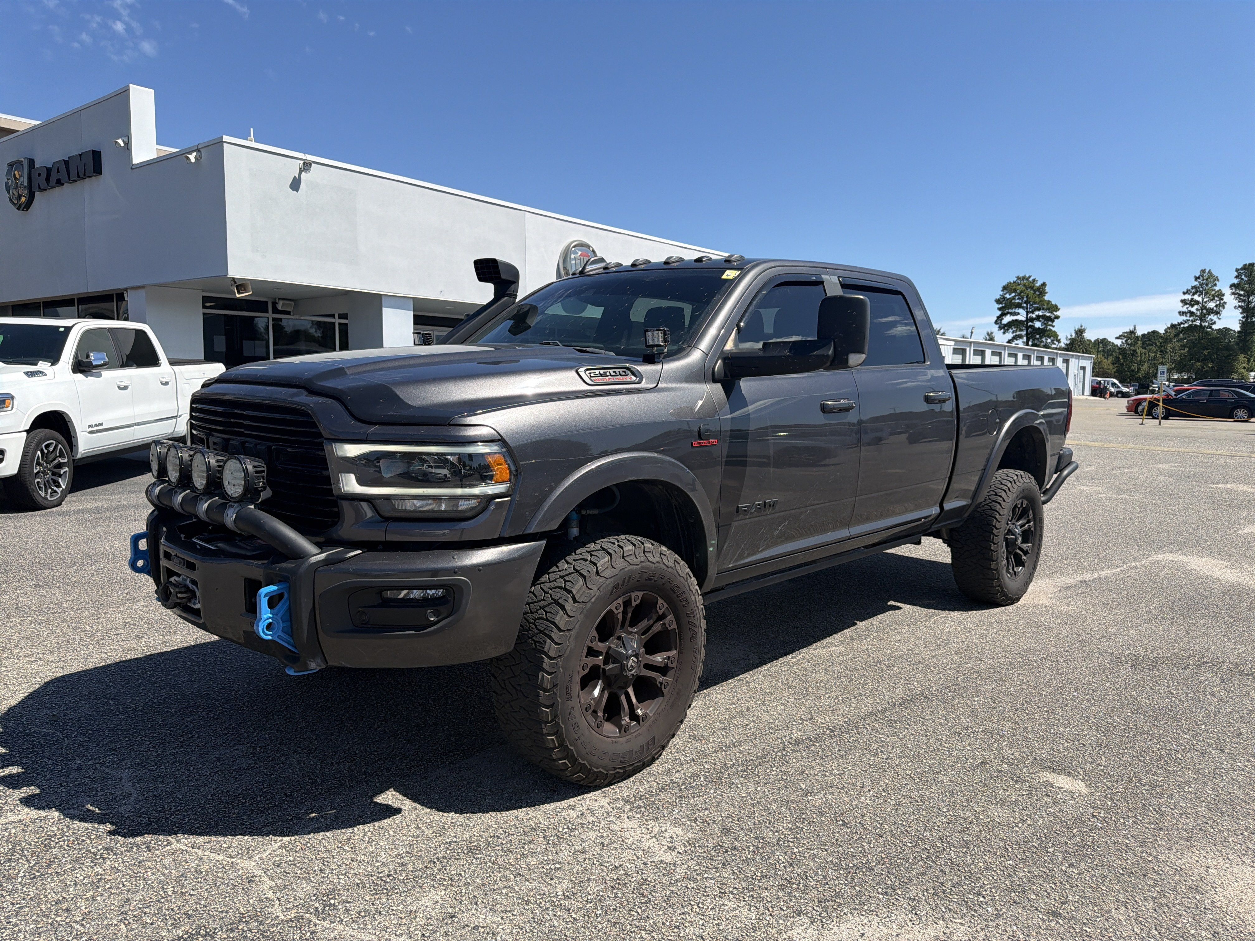 Used 2022 RAM 2500 Laramie AWD/4WD image 4