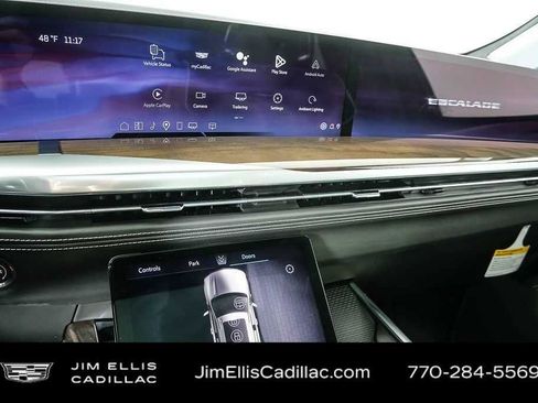 Used 2026 Cadillac Escalade ESV Platinum Sport w/ LPO, ONYX Package AWD/4WD image 13