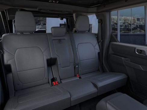 New 2025 Ford Bronco Badlands image 11