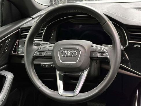 Used 2023 Audi Q8 Premium Plus w/ Premium Plus Package AWD/4WD image 18