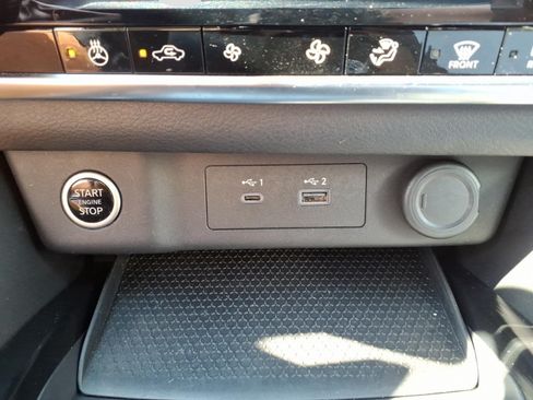 Used 2023 Nissan Rogue SV w/ SV Premium Package AWD/4WD image 20