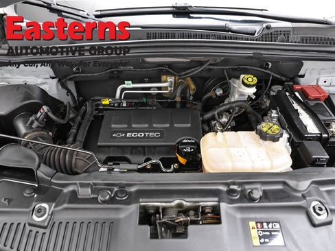 Used 2018 Chevrolet Trax LT w/ LT Convenience Package image 7