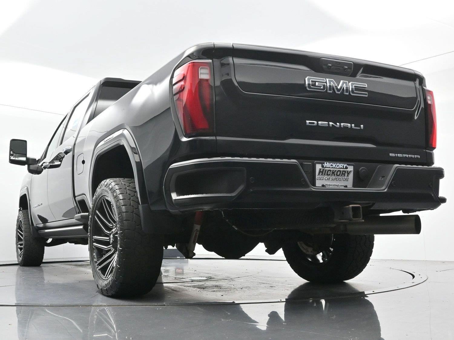 Used 2024 GMC Sierra 2500 Denali Ultimate AWD/4WD image 52