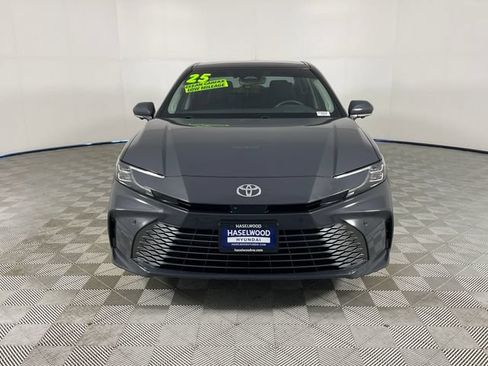 Used 2025 Toyota Camry XLE w/ Premium Plus Package AWD/4WD image 28