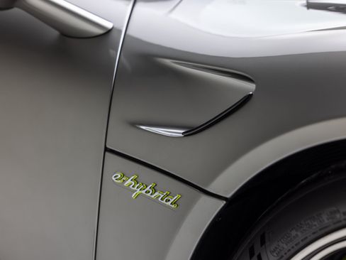 Used 2015 Porsche 918 Spyder AWD/4WD image 42