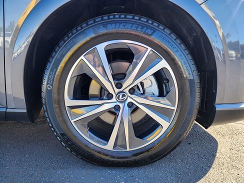 Used 2023 Lexus RX 350 Premium image 23