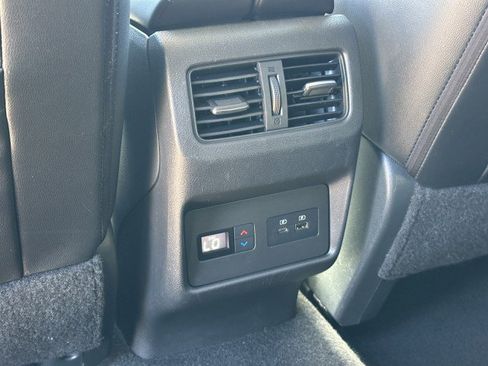 Used 2021 Nissan Rogue SL image 14