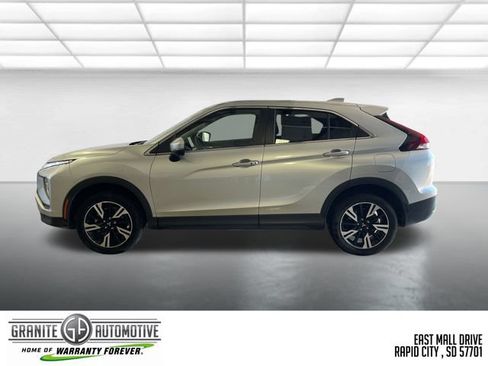 Used 2025 Mitsubishi Eclipse Cross SE AWD/4WD image 2