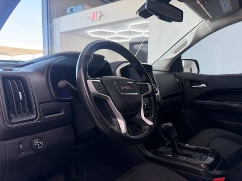 Used 2020 GMC Canyon SLE w/ Elevation Edition RWD image 9