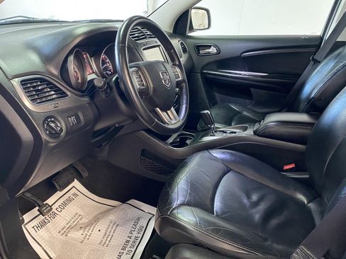 Used 2016 Dodge Journey Crossroad w/ Popular Equipment Group FWD image 21