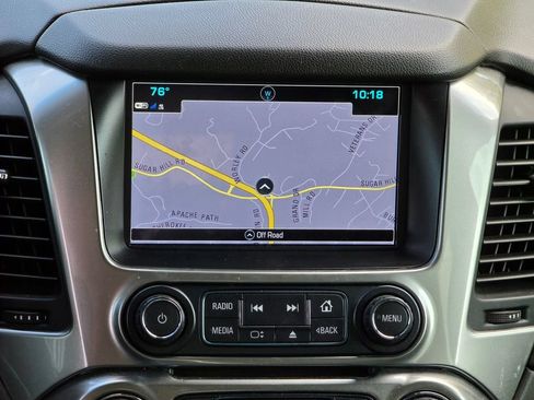 Used 2020 Chevrolet Suburban LT RWD image 8