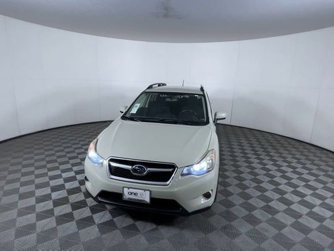 Used 2015 Subaru Crosstrek 2.0i Premium image 3
