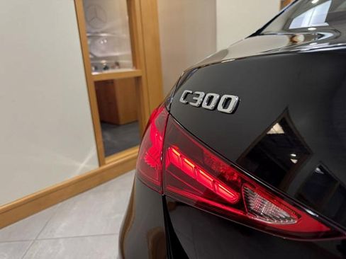 Used 2025 Mercedes-Benz C 300 4MATIC Sedan image 6