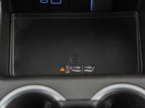 Used 2021 Chevrolet Tahoe LT w/ LT Signature Package image 31