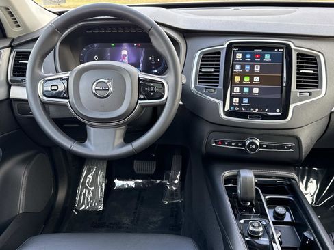 Used 2024 Volvo XC90 B5 Core w/ Protection Package Premier image 2