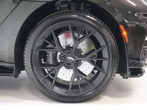 Used 2025 Aston Martin DBX 707 AWD/4WD image 15