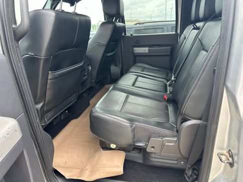 Used 2016 Ford F250 Lariat w/ Chrome Package AWD/4WD image 8