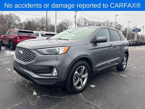 Used 2024 Ford Edge SEL w/ Convenience Package image 2