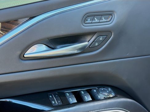 Used 2023 Cadillac Escalade Sport Platinum image 25