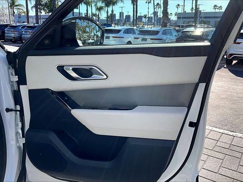 Used 2023 Land Rover Range Rover Velar S image 24