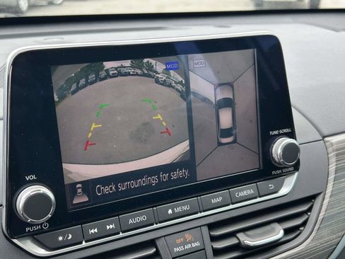 Used 2019 Nissan Altima 2.5 Platinum FWD image 25