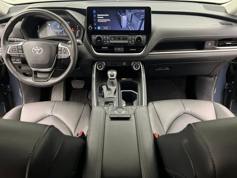 Used 2025 Toyota Grand Highlander FWD image 50