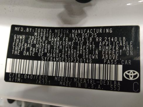Used 2025 Toyota Corolla LE FWD image 33