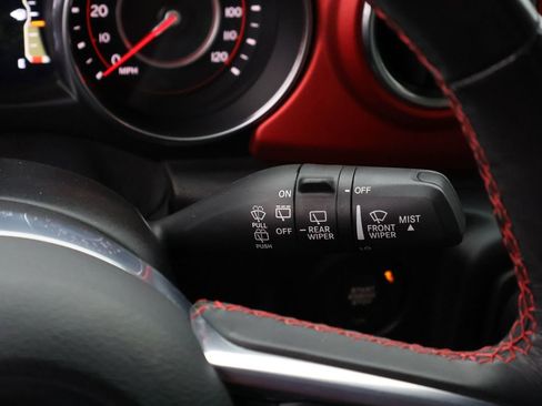 Used 2020 Jeep Wrangler Unlimited Rubicon AWD/4WD image 32