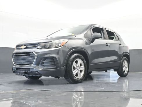 Used 2019 Chevrolet Trax LS w/ Tint and Cruise Package image 52