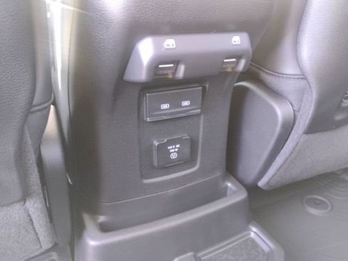 New 2026 Jeep Wrangler Unlimited Rubicon AWD/4WD image 13