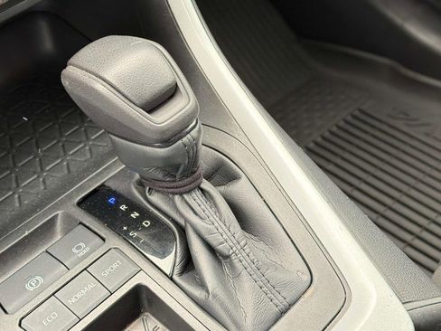 Used 2023 Toyota RAV4 LE image 16