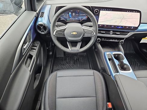 New 2026 Chevrolet Equinox EV LT image 8