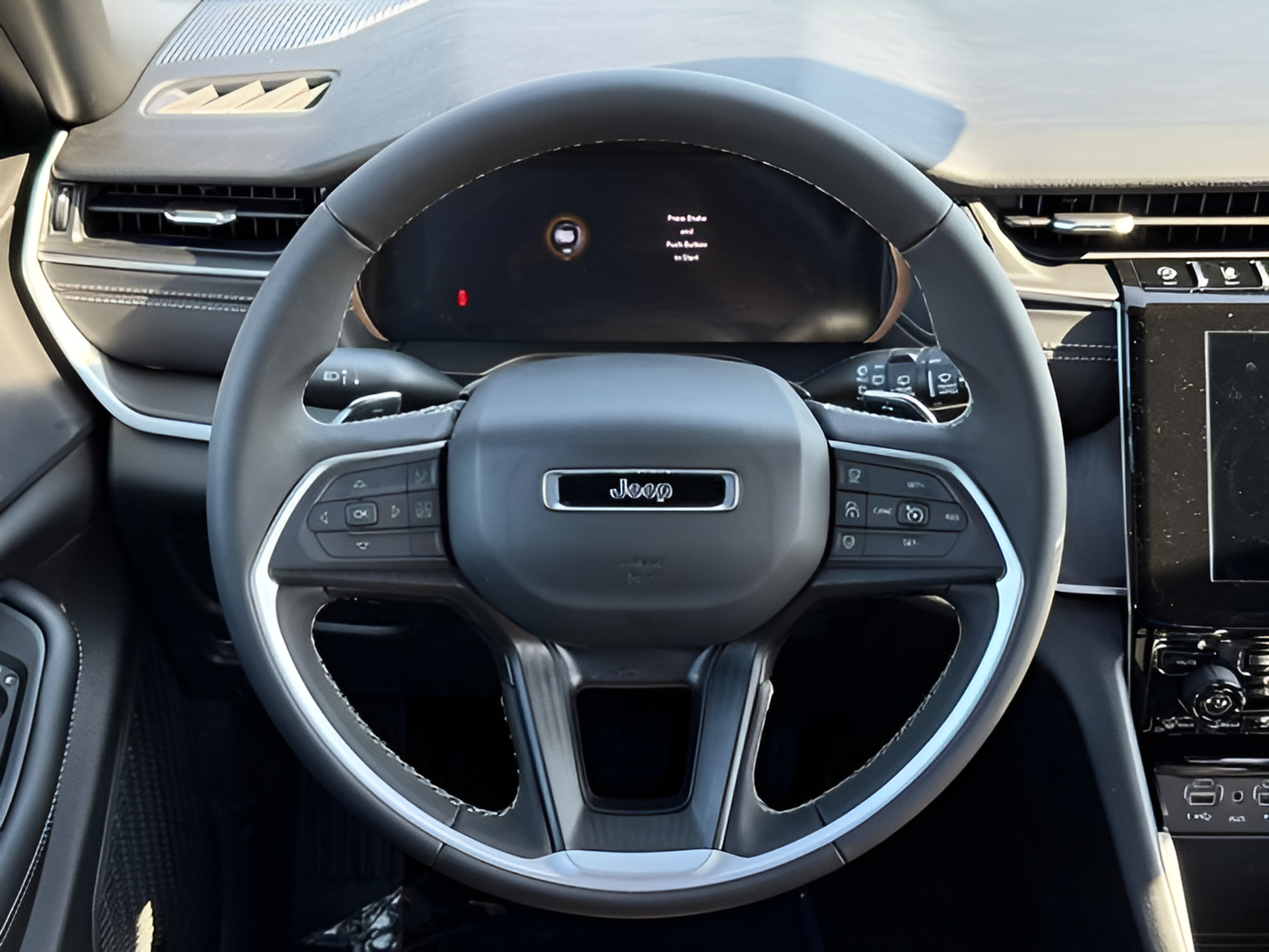 New 2026 Jeep Grand Cherokee Laredo AWD/4WD image 12