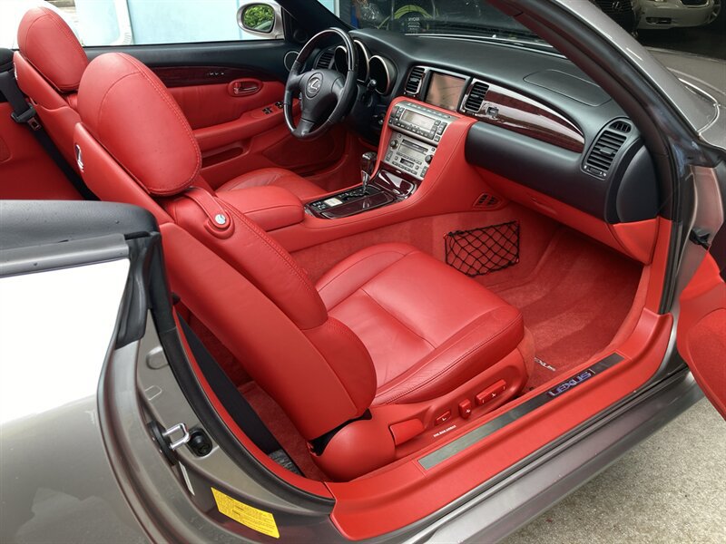 Used 2002 Lexus SC 430 Convertible RWD image 19