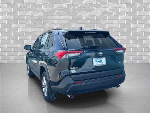 Used 2025 Toyota RAV4 XLE FWD image 3