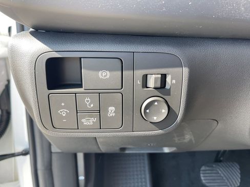 New 2025 Hyundai Ioniq 6 SE image 21