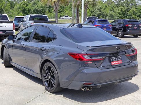 Used 2025 Toyota Camry XSE FWD image 22