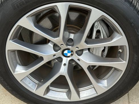 Used 2024 BMW X5 xDrive40i w/ Premium Package AWD/4WD image 51