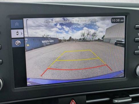 Used 2024 Hyundai Elantra SE FWD image 14