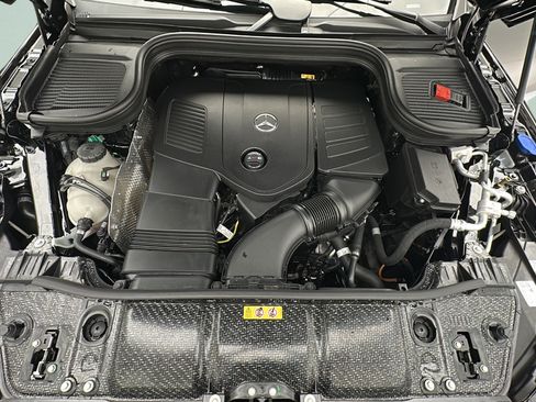 Used 2025 Mercedes-Benz GLE 450e 4MATIC image 24